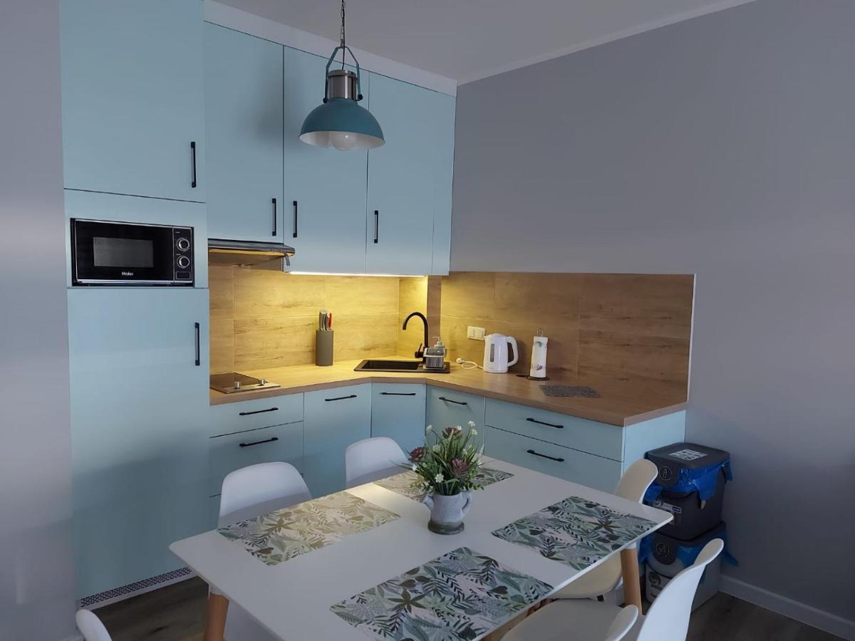 Apartamenty Z Tarasami "Mietowy Spokoj 15" "Romantyczna Szarosc 16" "Niebieska Elegancja 17" Maksymalnie Dla 6 Osob Pobierowo Dış mekan fotoğraf