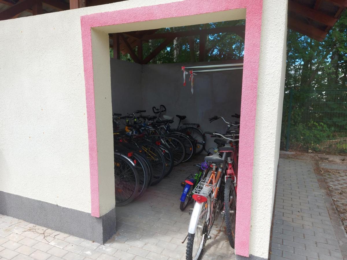 Apartamenty Z Tarasami "Mietowy Spokoj 15" "Romantyczna Szarosc 16" "Niebieska Elegancja 17" Maksymalnie Dla 6 Osob Pobierowo Dış mekan fotoğraf
