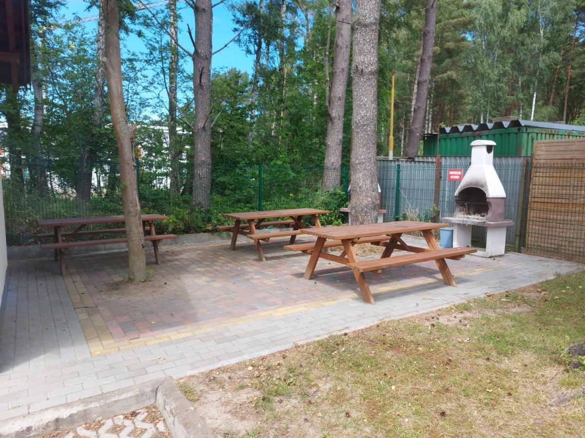 Apartamenty Z Tarasami "Mietowy Spokoj 15" "Romantyczna Szarosc 16" "Niebieska Elegancja 17" Maksymalnie Dla 6 Osob Pobierowo Dış mekan fotoğraf